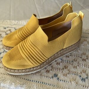 Adrienne Vittadini Yellow Espadrille Slip-On Shoes Women's Size 7.5